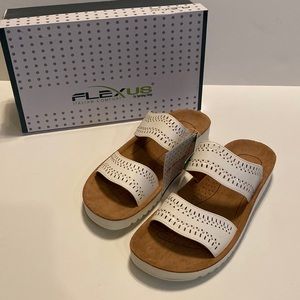 Flexus by Spring Step SZ 8.5 Bayshore White Slides Sandals NIB